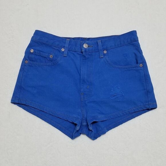 Vintage Y2K Levi's Relaxed Blue Distressed High Waisted Micro Mini. Shorts - Picture 4 of 14